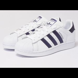 Women’s Adidas Sneakers